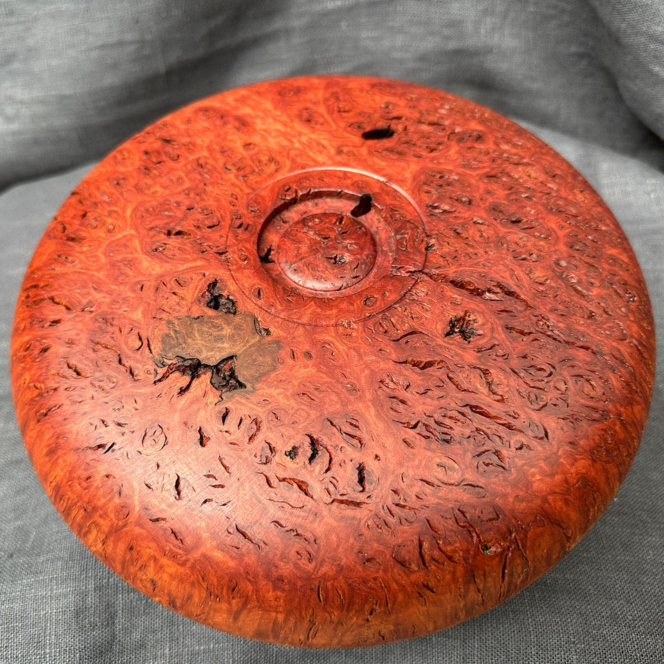 Gedrechselte Schale aus Jarrah-Holz